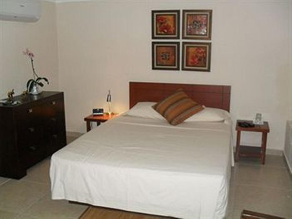 Allamanda Hotel Port-au-Prince Room photo