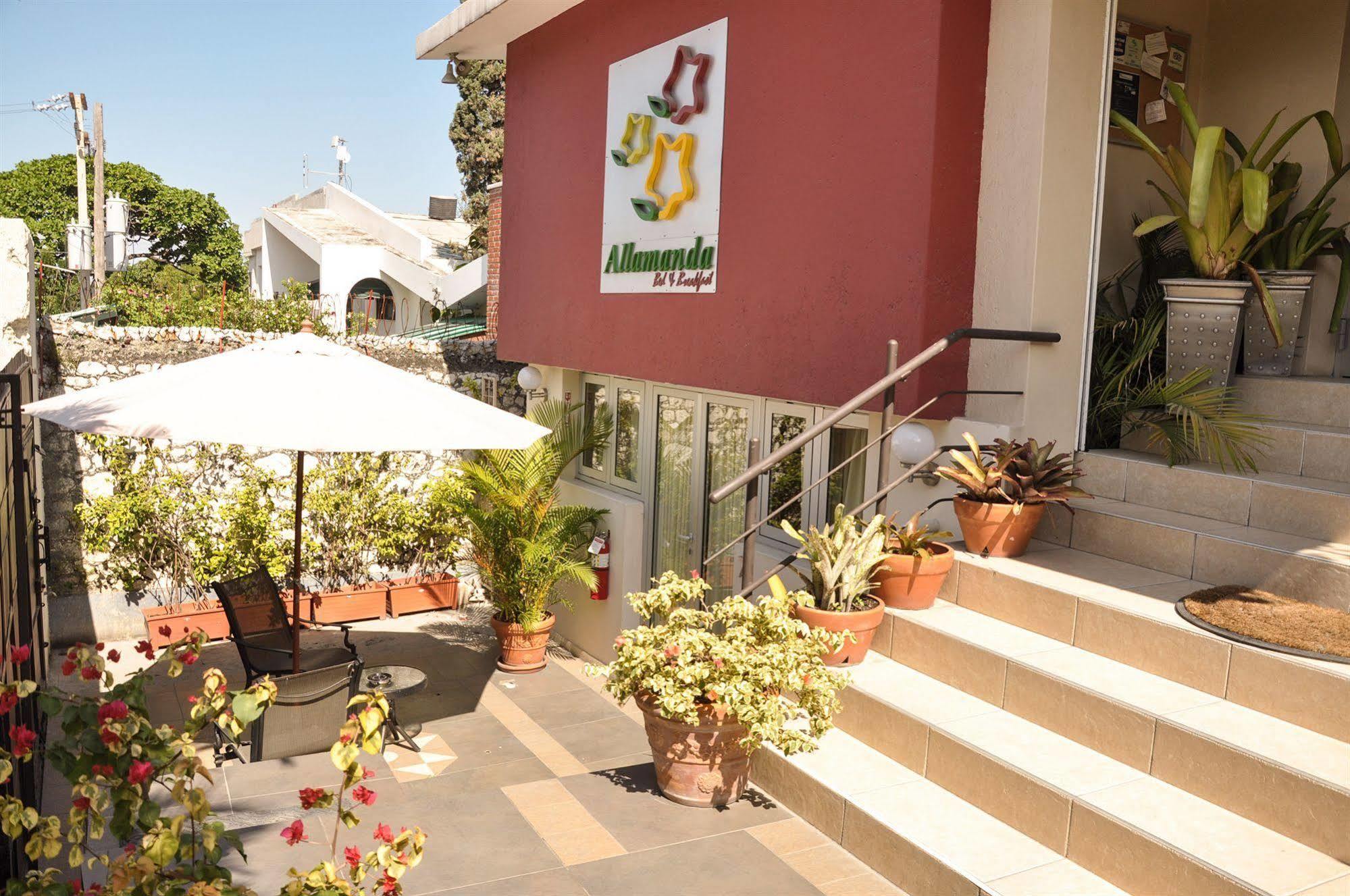 Allamanda Hotel Port-au-Prince Exterior photo